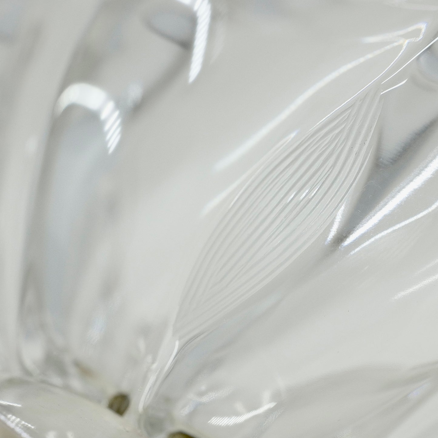 Elegant Crystal Glass Vase