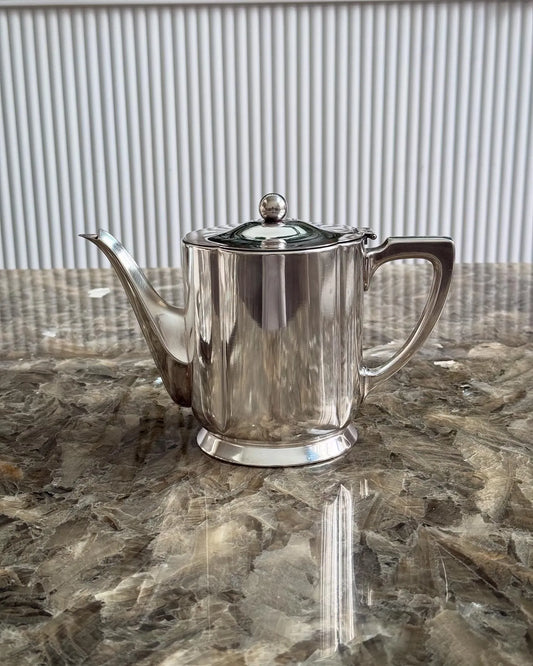 Elegant Vintage Silver-Plated Teapot – Made in Switzerland