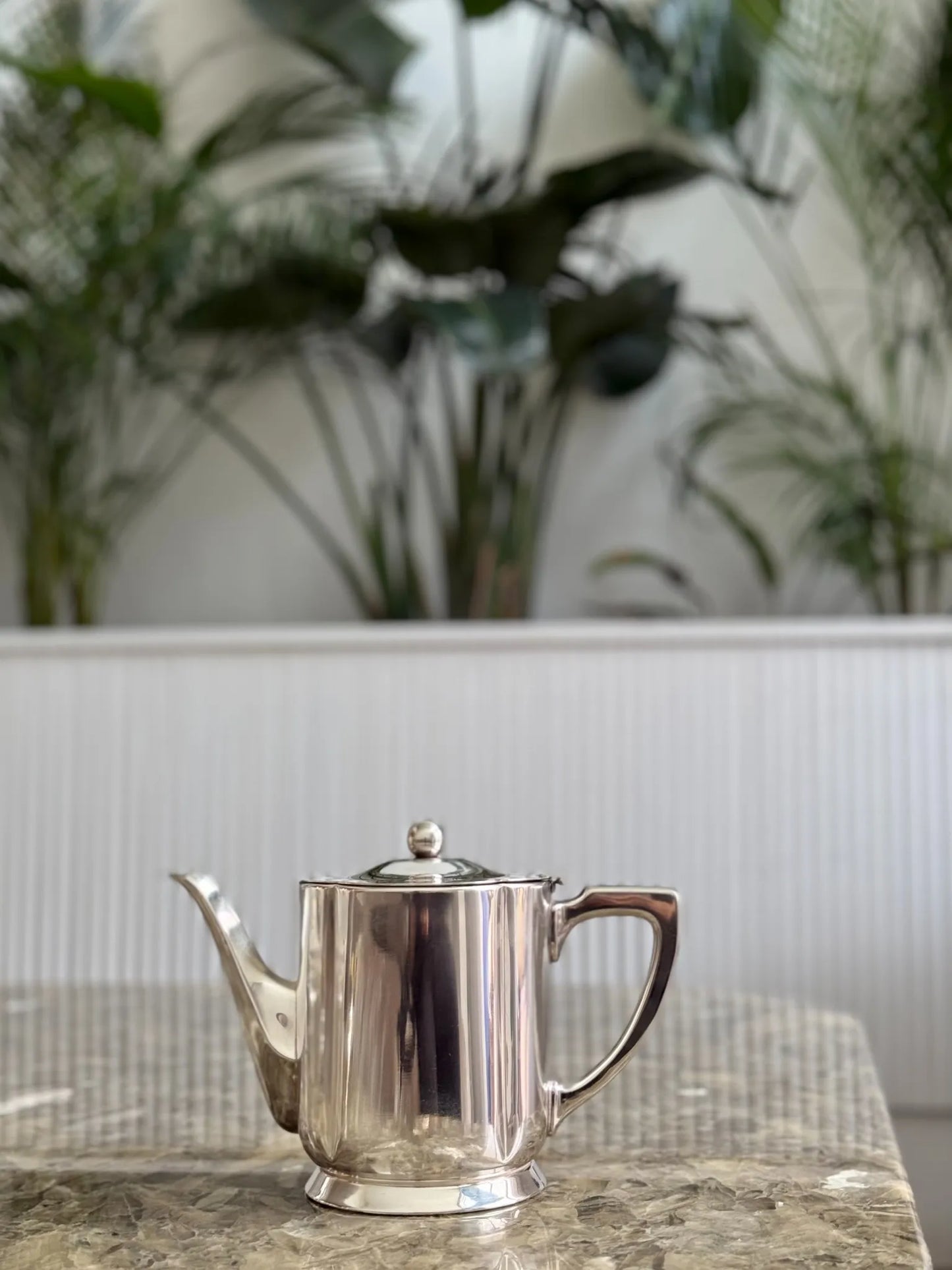 Elegant Vintage Silver-Plated Teapot – Made in Switzerland